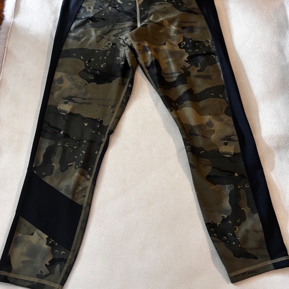 Under Armour Compression Leggings Camo/Black XL Pull Up - Picture 2 of 10